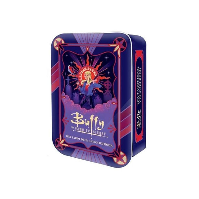 Capa do livro Buffy The Vampire Slayer Tiny Tarot Deck And Guidebook de Casey Gilly