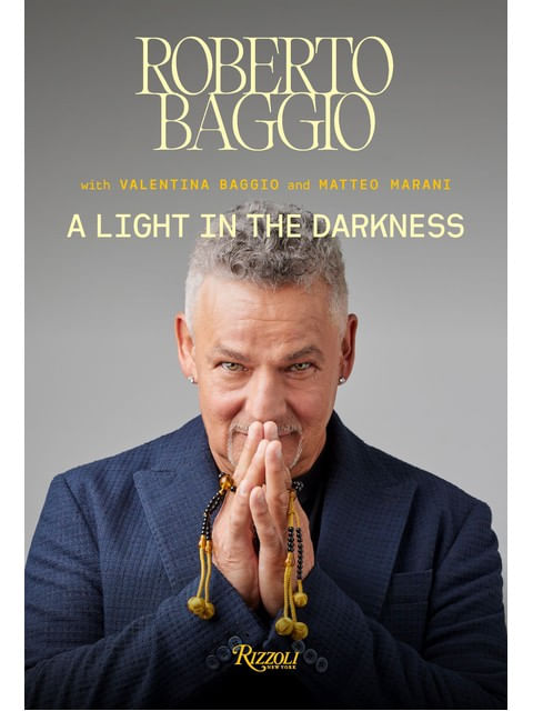 Capa do livro A Light In The Darkness de Roberto Baggio